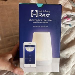 Hatch Baby Rest Sound Machine Night Light Baby Toddler Apple & Google Compatible